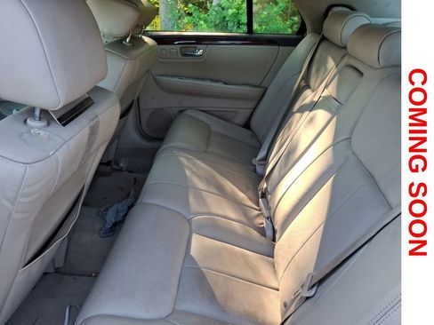 Used 2008 Cadillac DTS FWD image 10