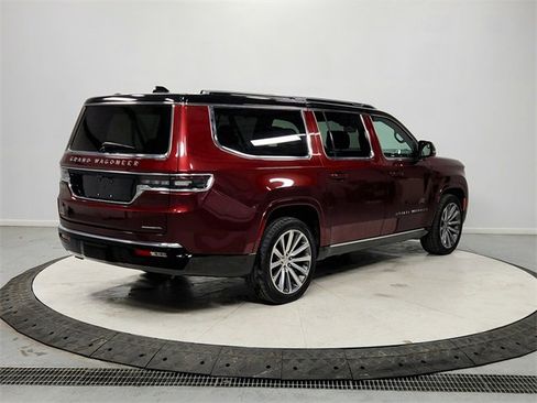 Used 2023 Jeep Grand Wagoneer L Series II image 7