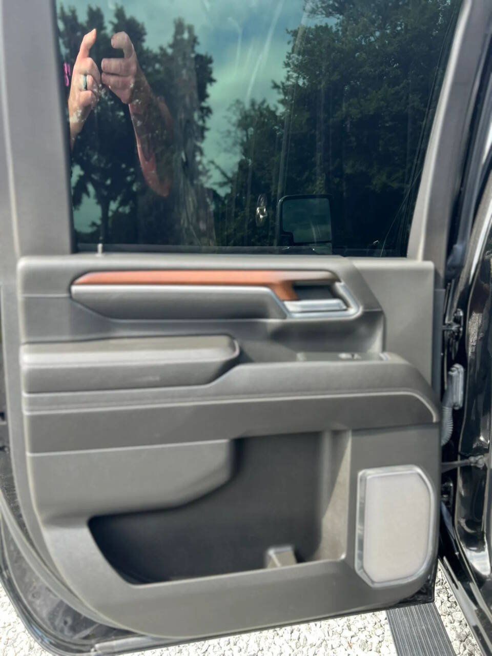 Used 2024 GMC Sierra 3500 Denali w/ Technology Package AWD/4WD image 19