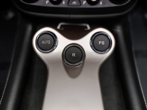 Used 2013 Ferrari California RWD image 62