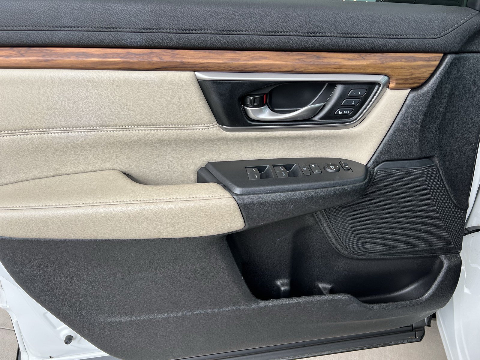 Used 2019 Honda CR-V EX-L image 14
