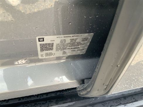 Certified 2020 Cadillac Escalade Luxury w/ Escalade Sport Edition image 34