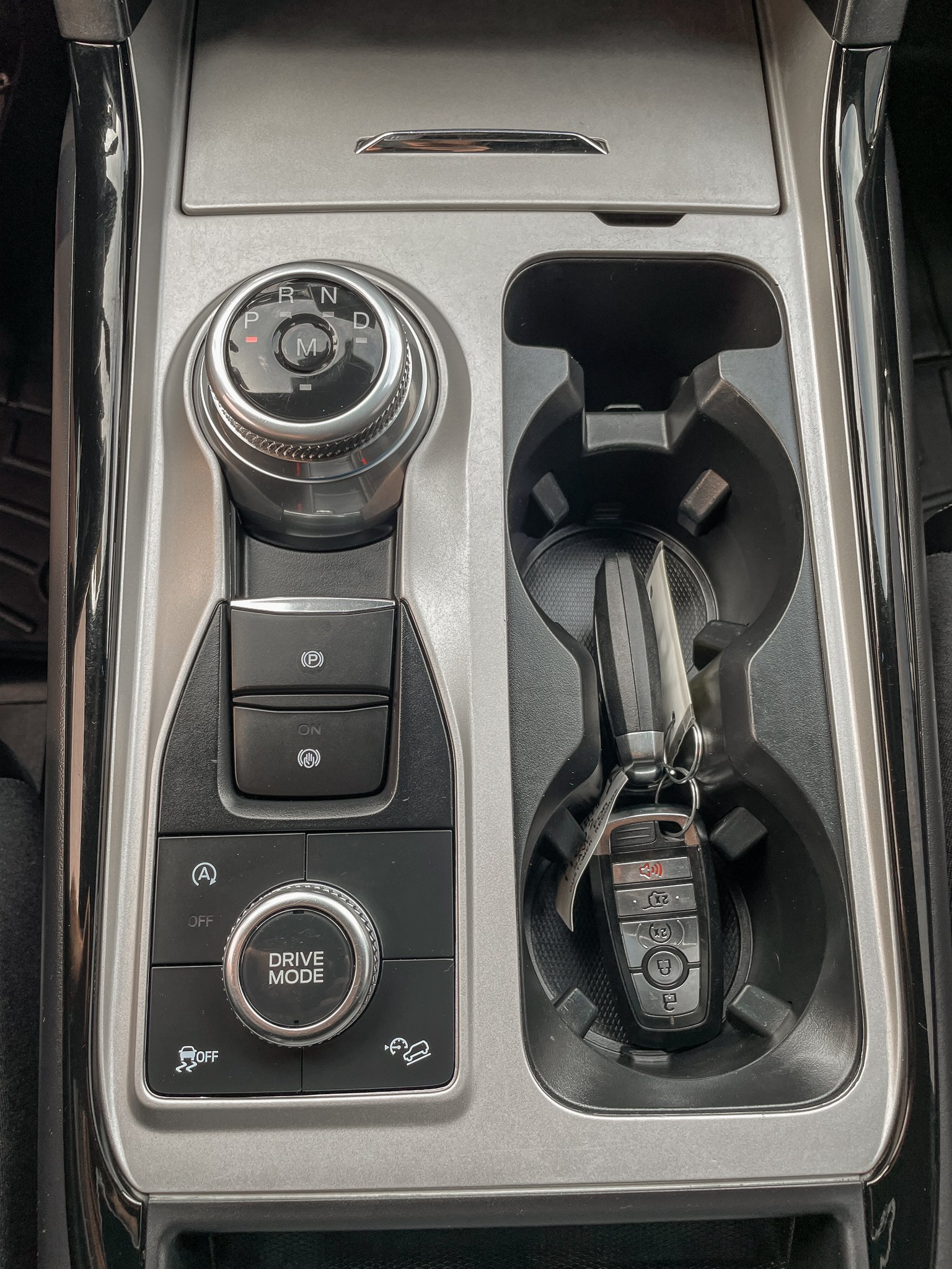Used 2023 Ford Explorer ST w/ Equipment Group 401A AWD/4WD image 18