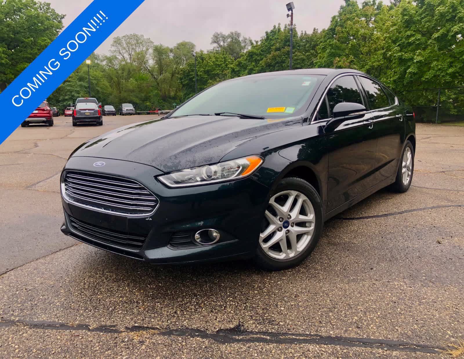 Used 2014 Ford Fusion SE w/ Equipment Group 202A FWD image 1