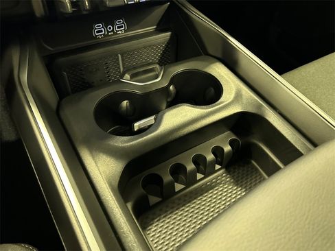 New 2026 RAM 1500 4x4 Crew Cab image 26