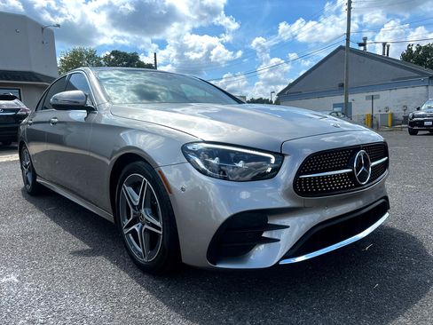 Used 2023 Mercedes-Benz E 450 4MATIC Sedan image 3