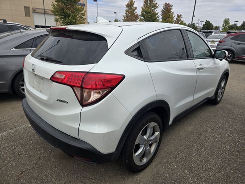 Used 2016 Honda HR-V EX image 6