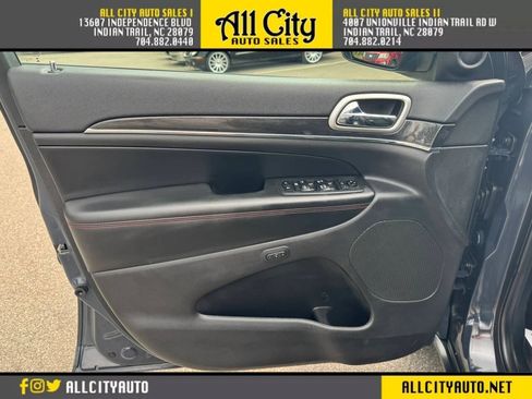 Used 2018 Jeep Grand Cherokee Trailhawk AWD/4WD image 9