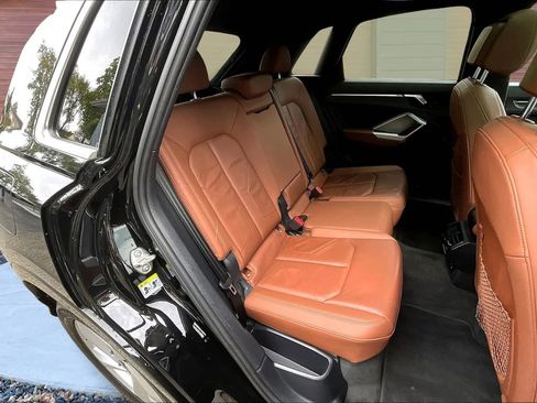 Used 2021 Audi Q3 2.0T Premium image 26