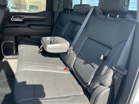 Used 2022 Chevrolet Silverado 1500 RST w/ Convenience Package II image 7