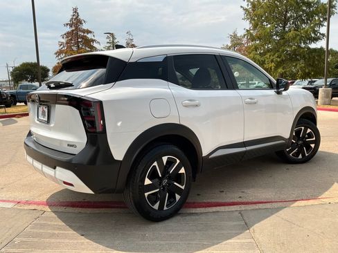 Used 2026 Nissan Kicks SV w/ Cold Weather Package AWD/4WD image 6