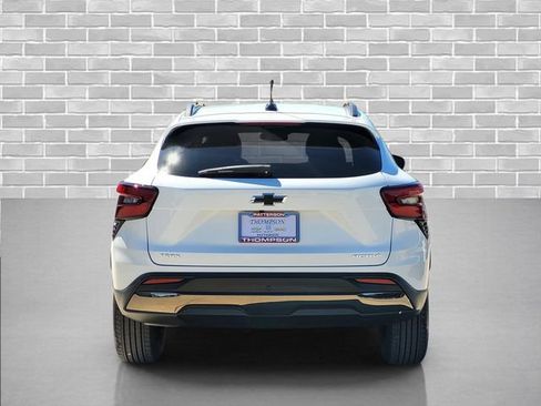 New 2026 Chevrolet Trax ACTIV w/ Driver Confidence Package FWD image 5