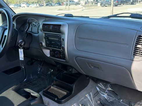 Used 2011 Ford Ranger XLT image 37