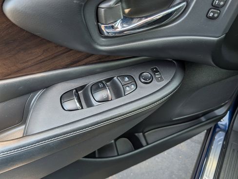 Used 2019 Nissan Murano Platinum AWD/4WD image 19