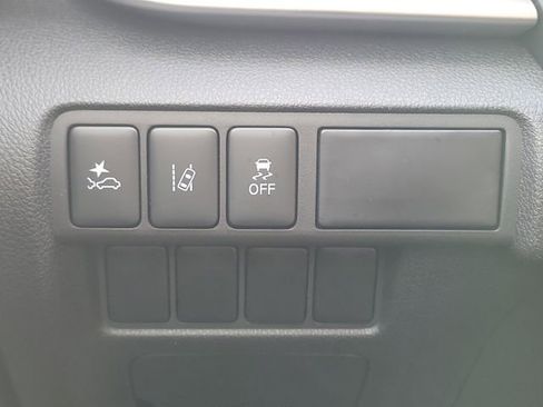 New 2026 Mitsubishi Eclipse Cross LE image 31