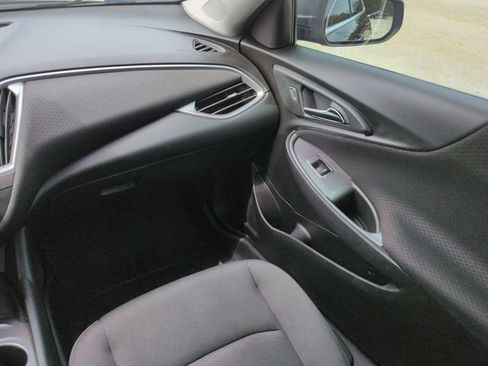 Used 2021 Chevrolet Malibu LS FWD image 21