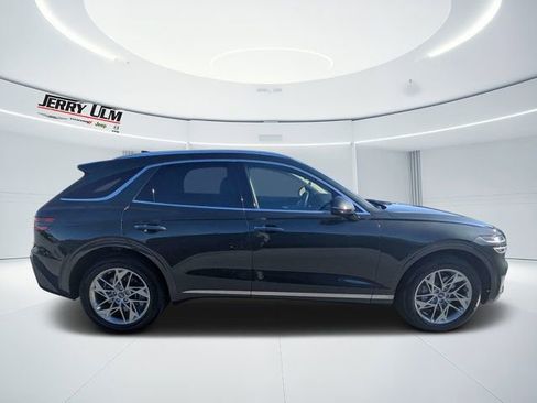 Used 2025 Genesis GV70 2.5T AWD/4WD image 2