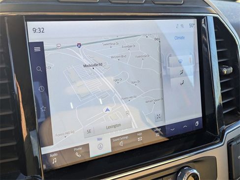 Used 2022 Ford F350 Lariat w/ Tremor Off-Road Package image 23