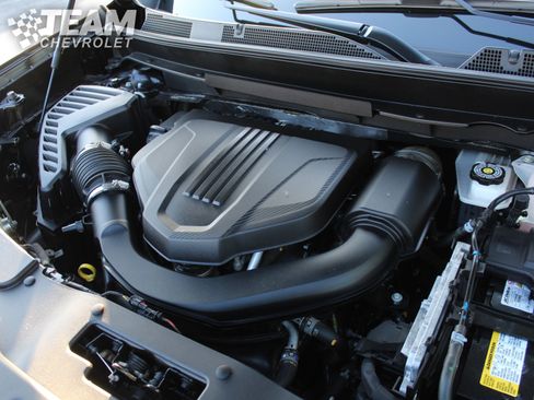 Certified 2024 GMC Acadia AT4 w/ Super Cruise Package image 32