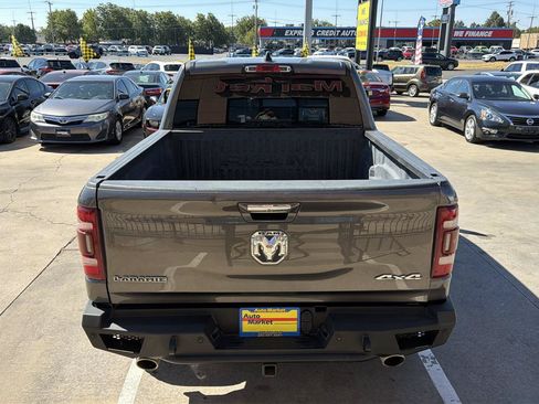 Used 2020 RAM 1500 Laramie AWD/4WD image 6