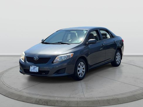 Used 2009 Toyota Corolla LE FWD image 3