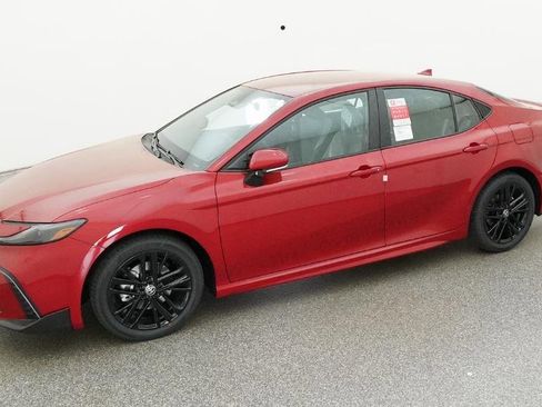 New 2026 Toyota Camry SE image 16