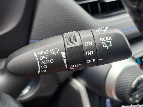 Used 2021 Toyota RAV4 XSE w/ XSE Grade Weather Package AWD/4WD image 40