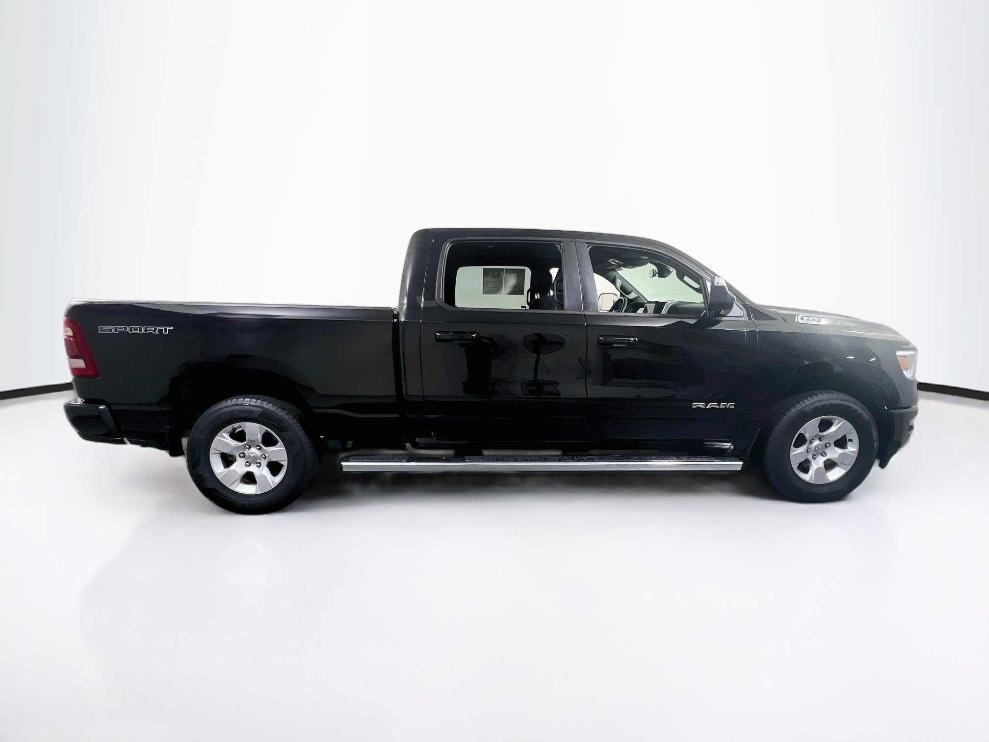 Used 2023 RAM 1500 Big Horn AWD/4WD image 4