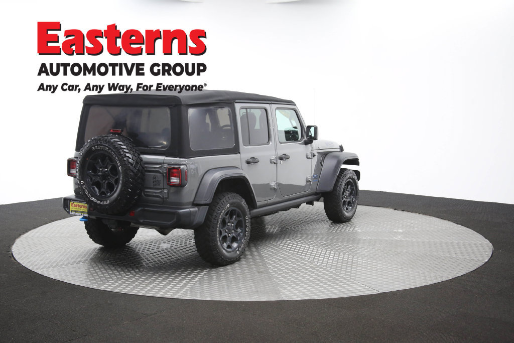 Used 2023 Jeep Wrangler Unlimited w/ Cold Weather Group AWD/4WD image 43