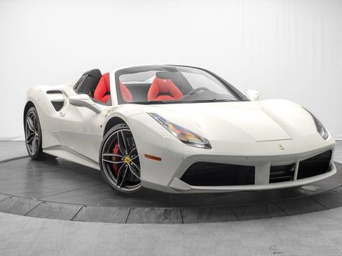 Used 2019 Ferrari 488 Spider RWD image 1