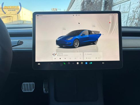 Used 2022 Tesla Model 3 Long Range image 25