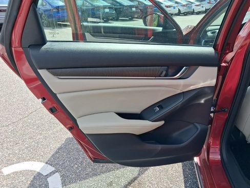 Used 2018 Honda Accord EX-L image 22