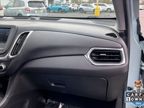 Used 2022 Chevrolet Equinox LT AWD/4WD image 19