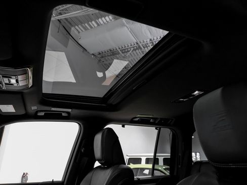 Used 2024 Lexus LX 600 F Sport image 8