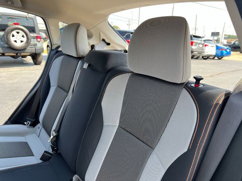 Used 2020 Subaru Crosstrek 2.0i Premium w/ Moonroof Package 2 image 22