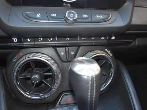 Used 2018 Chevrolet Camaro SS image 15