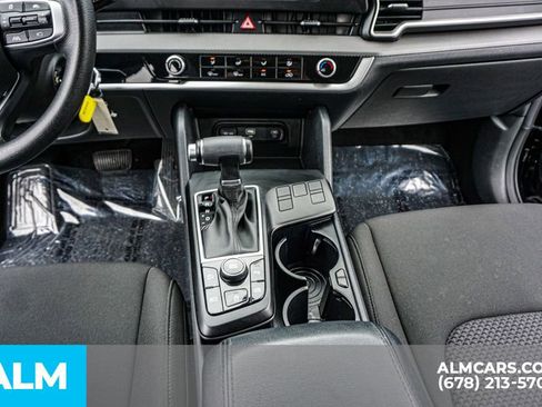 Used 2025 Kia Sportage LX FWD image 39