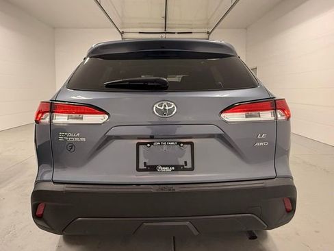 Used 2023 Toyota Corolla Cross LE image 9
