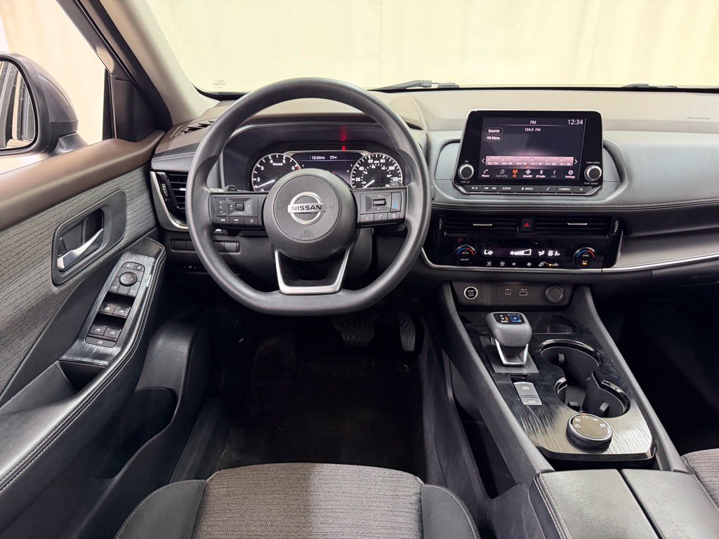 Used 2021 Nissan Rogue SV AWD/4WD image 29