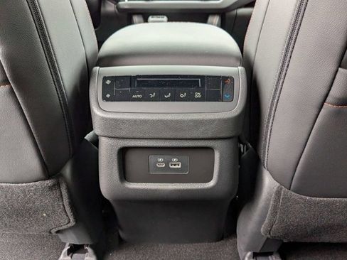 New 2025 Nissan Pathfinder Rock Creek image 16