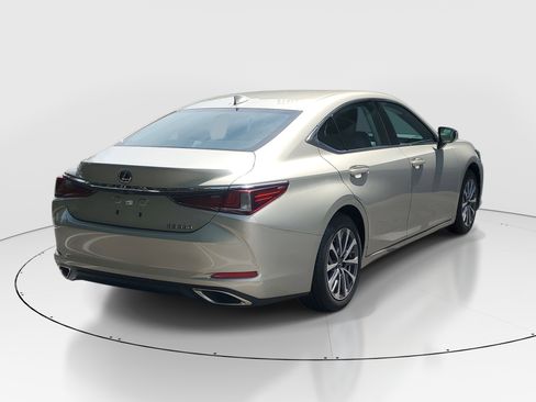 Used 2023 Lexus ES 350 w/ Accessory Package (Z2) FWD image 7