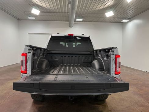 Used 2022 Ford F150 Lariat w/ Equipment Group 502A High image 26