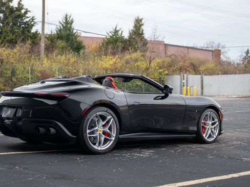 Used 2025 Ferrari Roma Spider RWD image 10