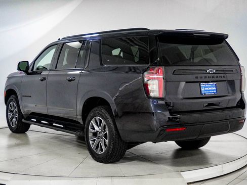 Used 2024 Chevrolet Suburban Z71 w/ Luxury Package AWD/4WD image 5
