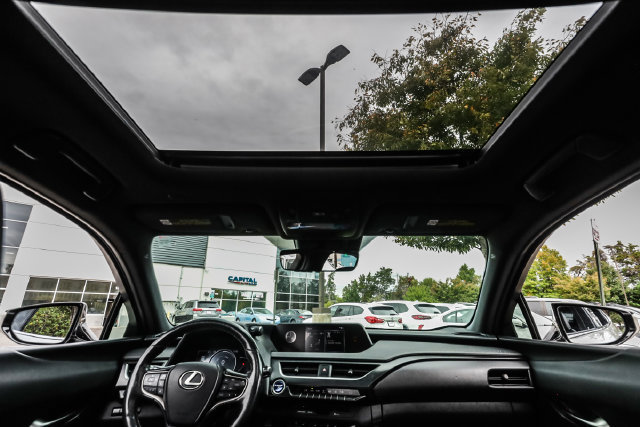Used 2020 Lexus UX 250h w/ Premium Package AWD/4WD image 64