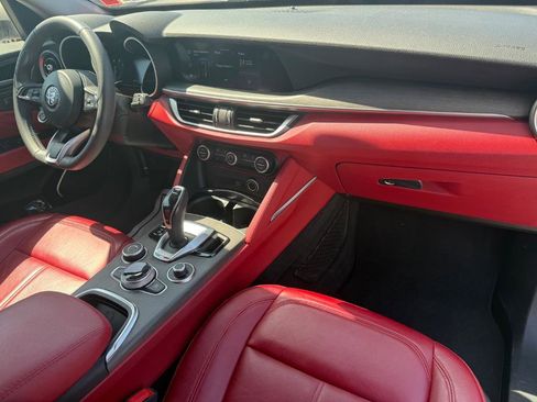 Used 2020 Alfa Romeo Stelvio Ti image 18