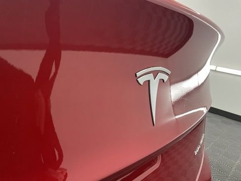 Used 2018 Tesla Model 3 image 24