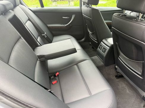 Used 2009 BMW 328i Sedan RWD image 34