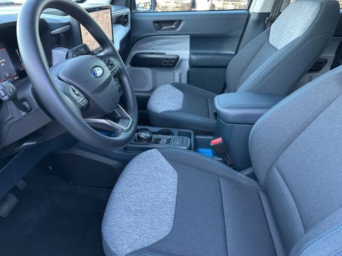 New 2025 Ford Maverick XLT image 27
