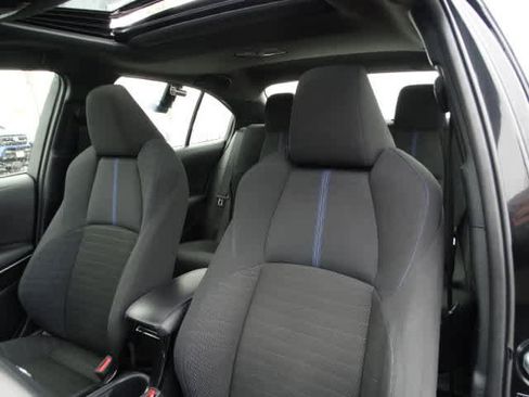 Certified 2022 Toyota Corolla SE image 18